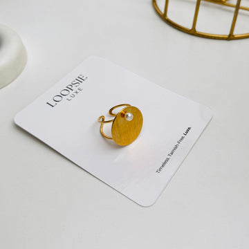 Luna Disc Pearl Ring