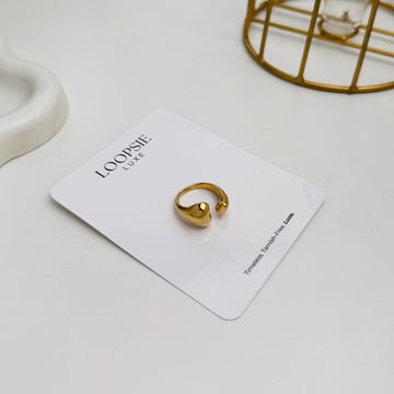 Golden Heartloop Ring
