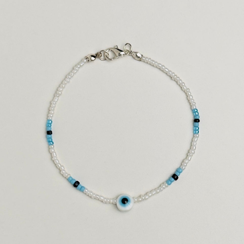 White evil eye anklet 🧿