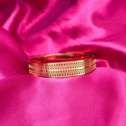 Golden Precision Bracelet