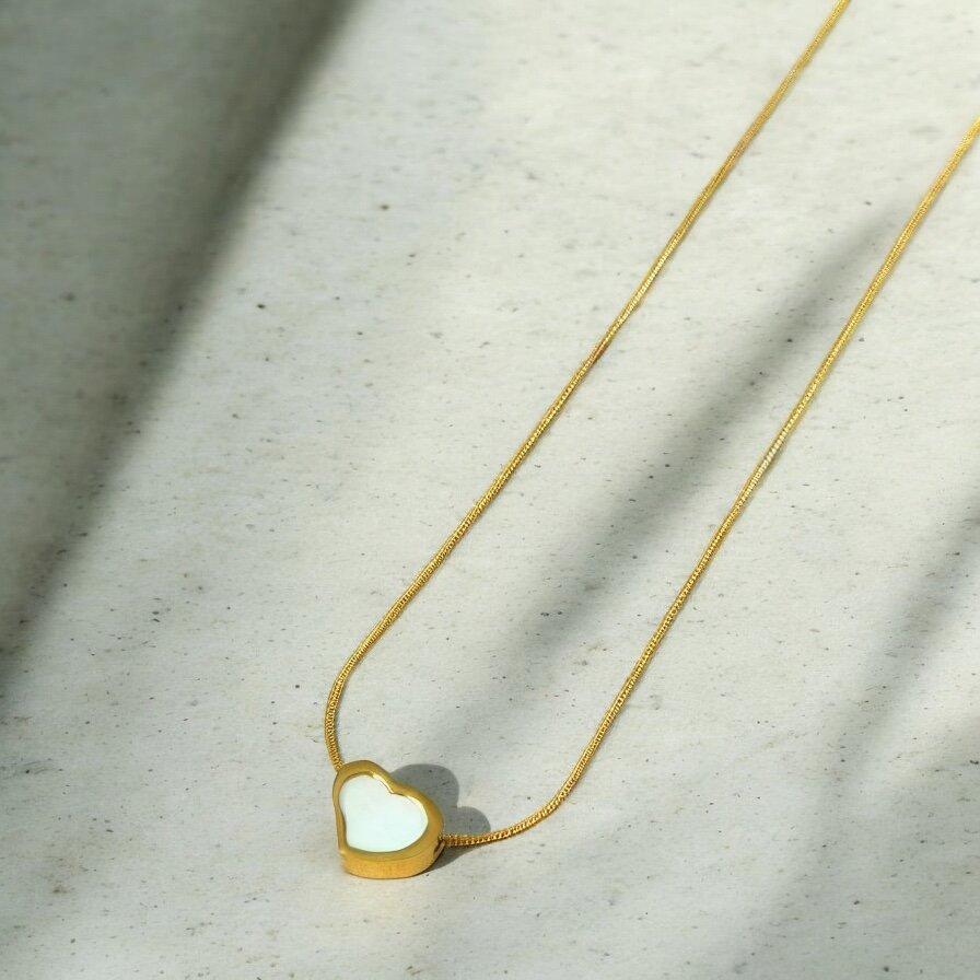 PURE LOVE NECKLACE