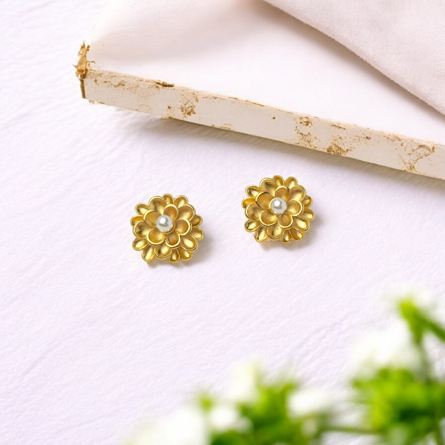 Floré Luxe Studs