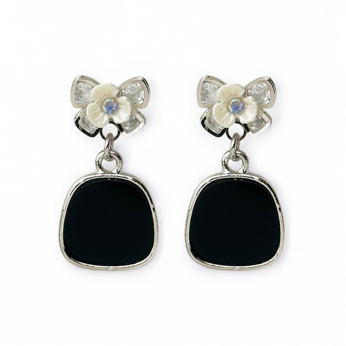 Noir Bow Drops