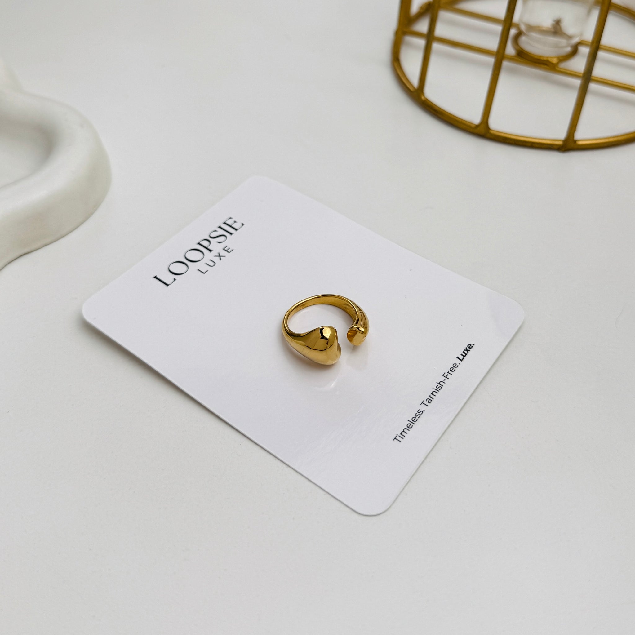 Golden Heartloop Ring
