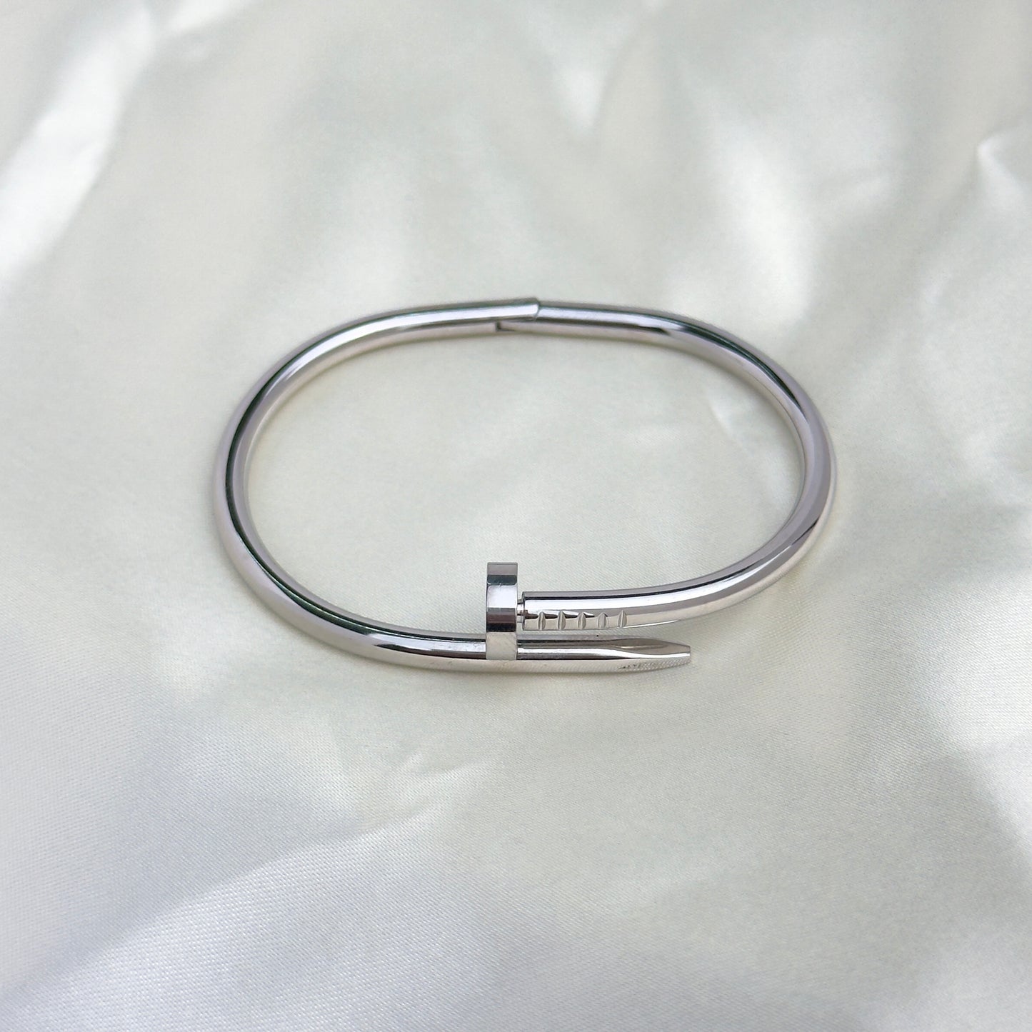 Nail Bracelet