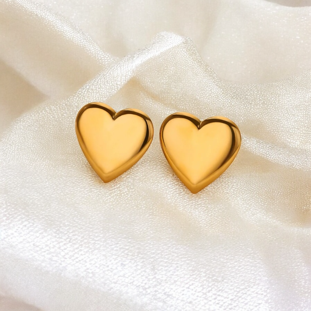 Amour Heart Studs